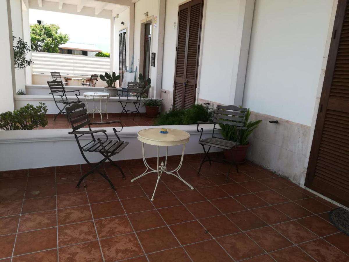 Bed and Breakfast Albaetramonto Cozze Экстерьер фото